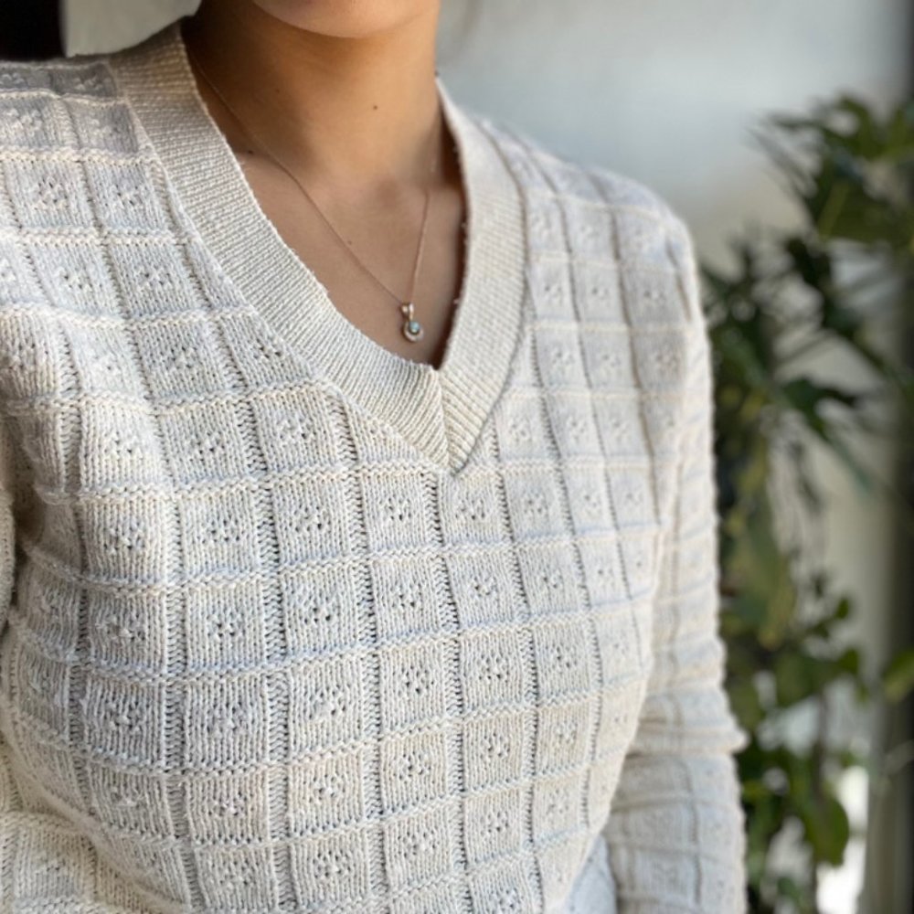 🏷 Sold | Spire White Knit Sweater - Picture 6 of 8